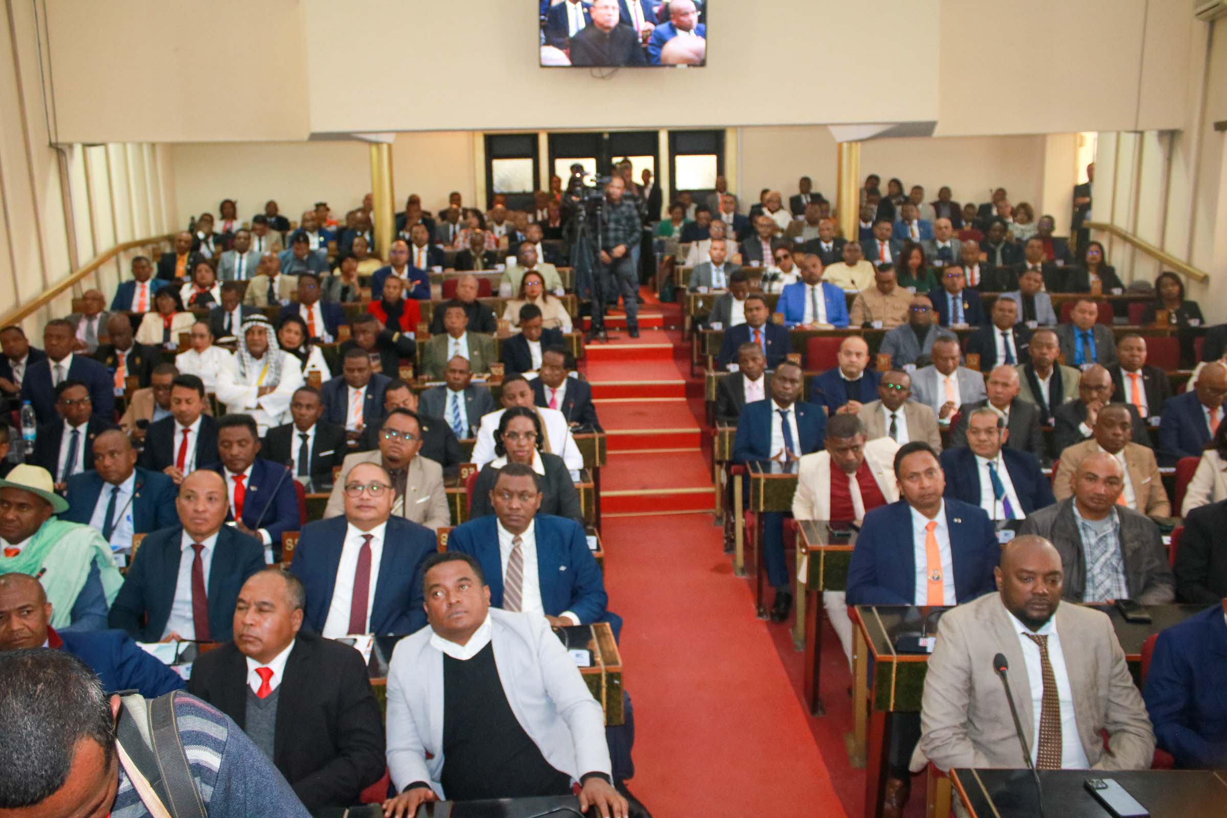 Nouvelle législature: ouverture de la session spéciale